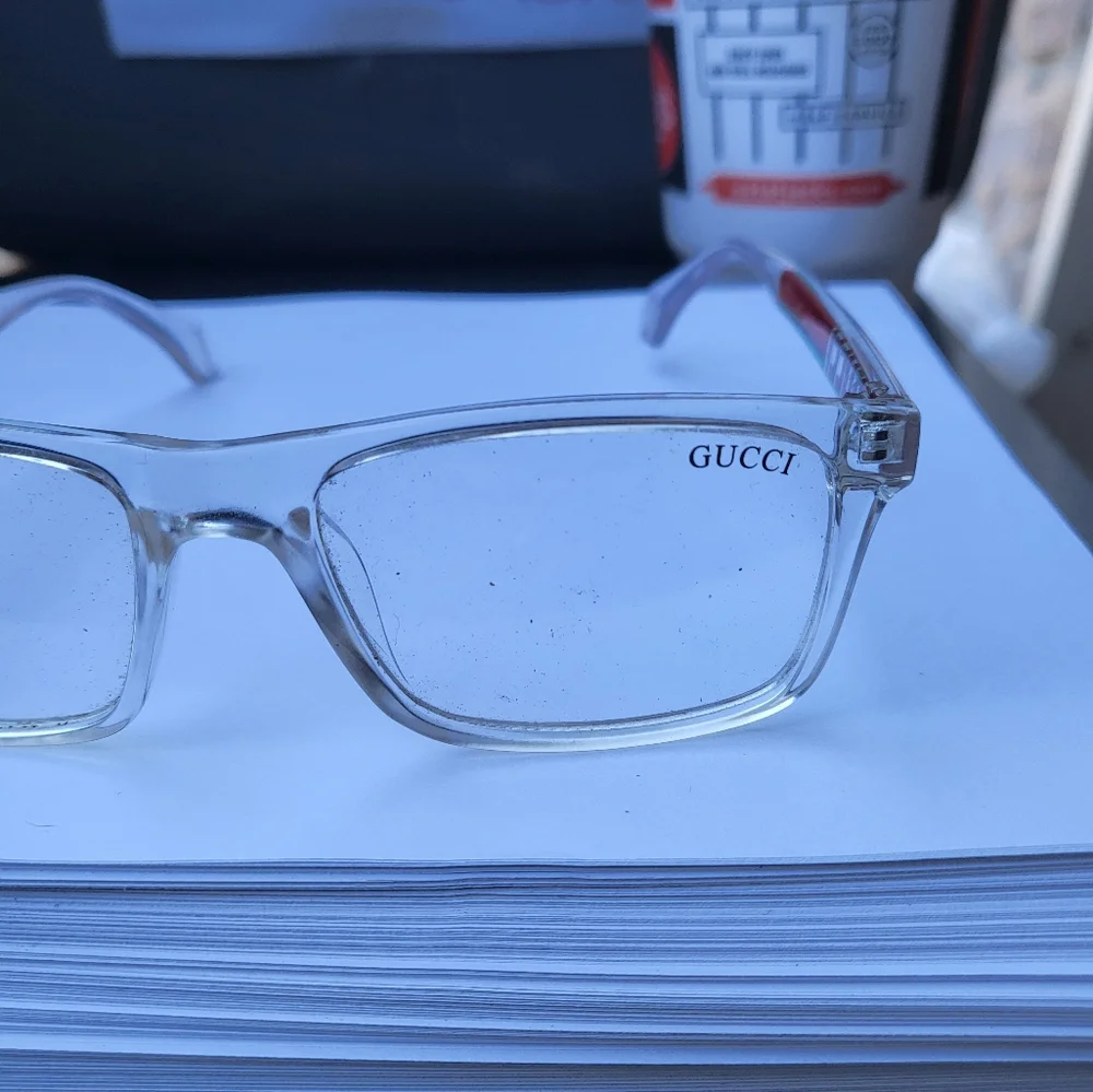 Gucci Glasses - Picture 5 of 5